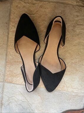 Old Navy Black Pointed D'Orsay Flats